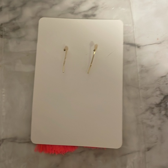 💖NWT💖-Pink Flamingo Earrings - Picture 3 of 4